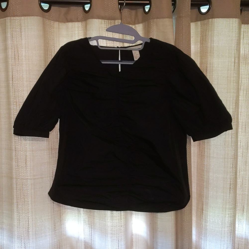 Short sleeve crepe top